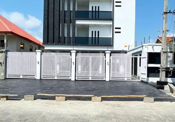 Elegant 3-Bedroom Detached Family Home in Lekki Phase 1