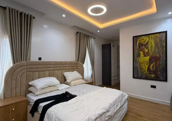 Elegant 3-Bedroom Detached Family Home in Lekki Phase 1