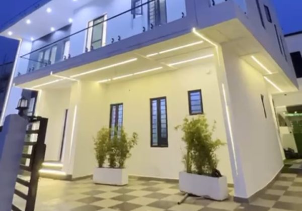 Exquisite 5-Bedroom Fully Detached Duplex with Swimming Pool & BQ | Ajah, Lagos